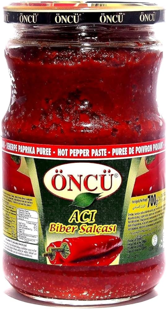 Oncu Hot Pepper Paste (700g)